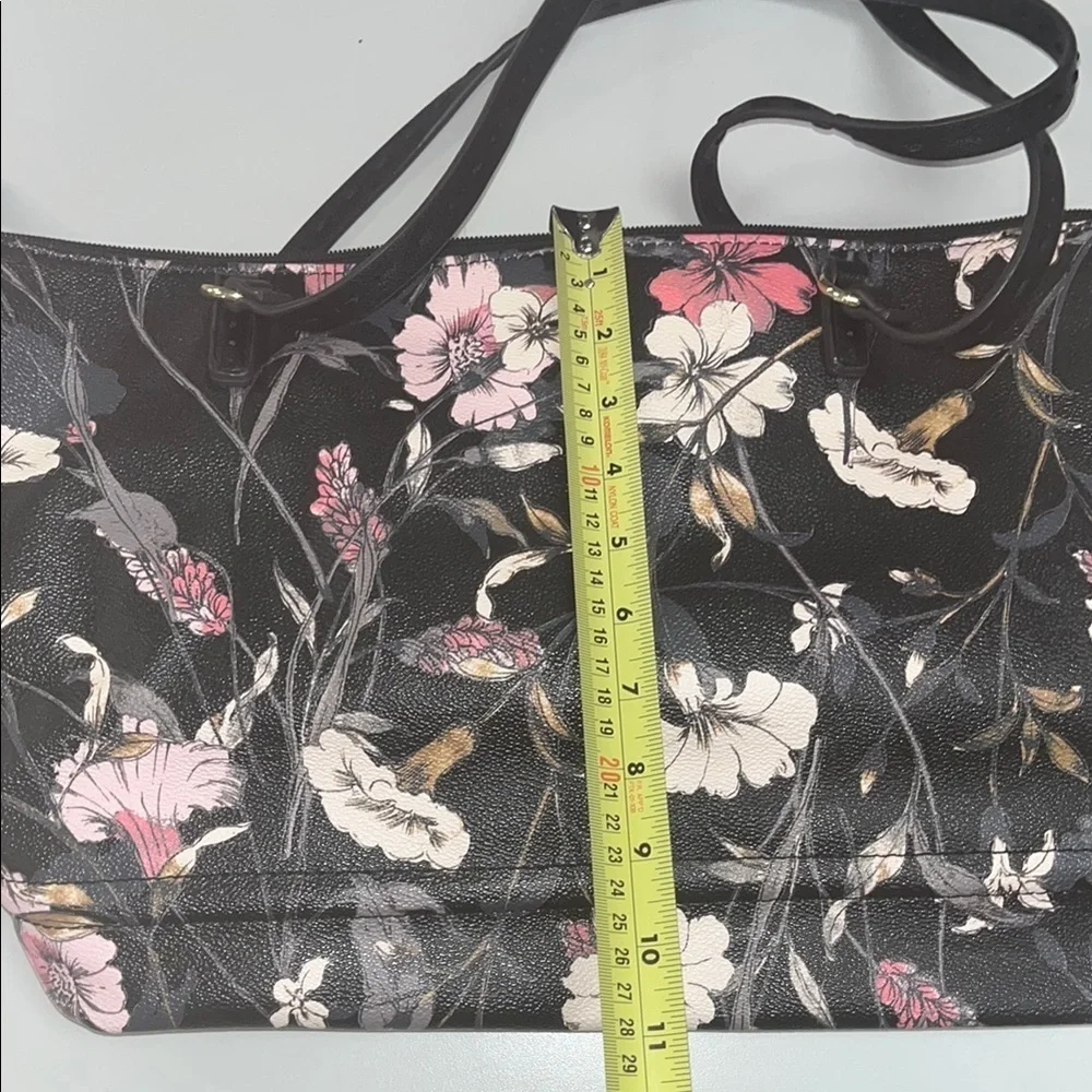 Liz Claiborne large Floral Black Tote Bag / preowned